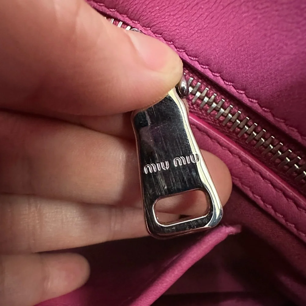 🚫🚫🚫SOLD Miu Miu Pink Matelassé Shoulder Bag - Picture 9 of 11